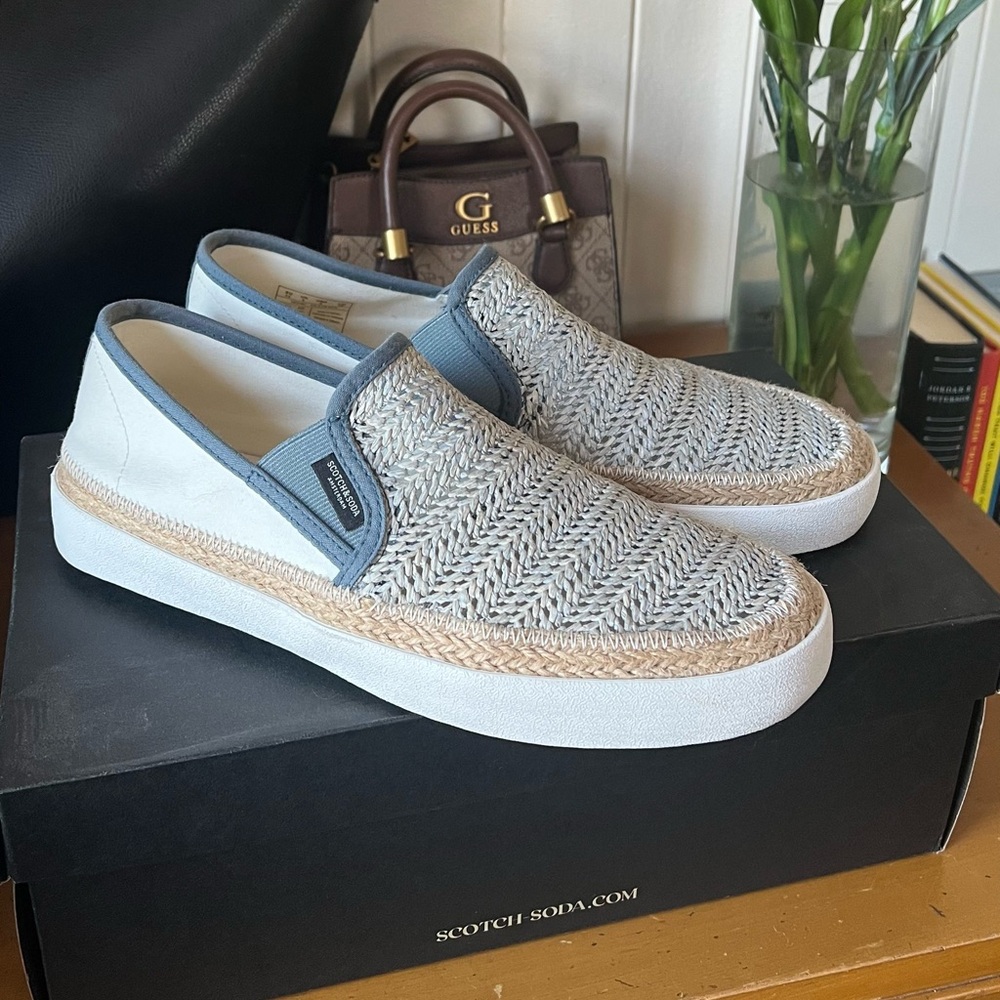 Almost brand new pair of Scotch & Soda loafers. Worn once. Half size too big.